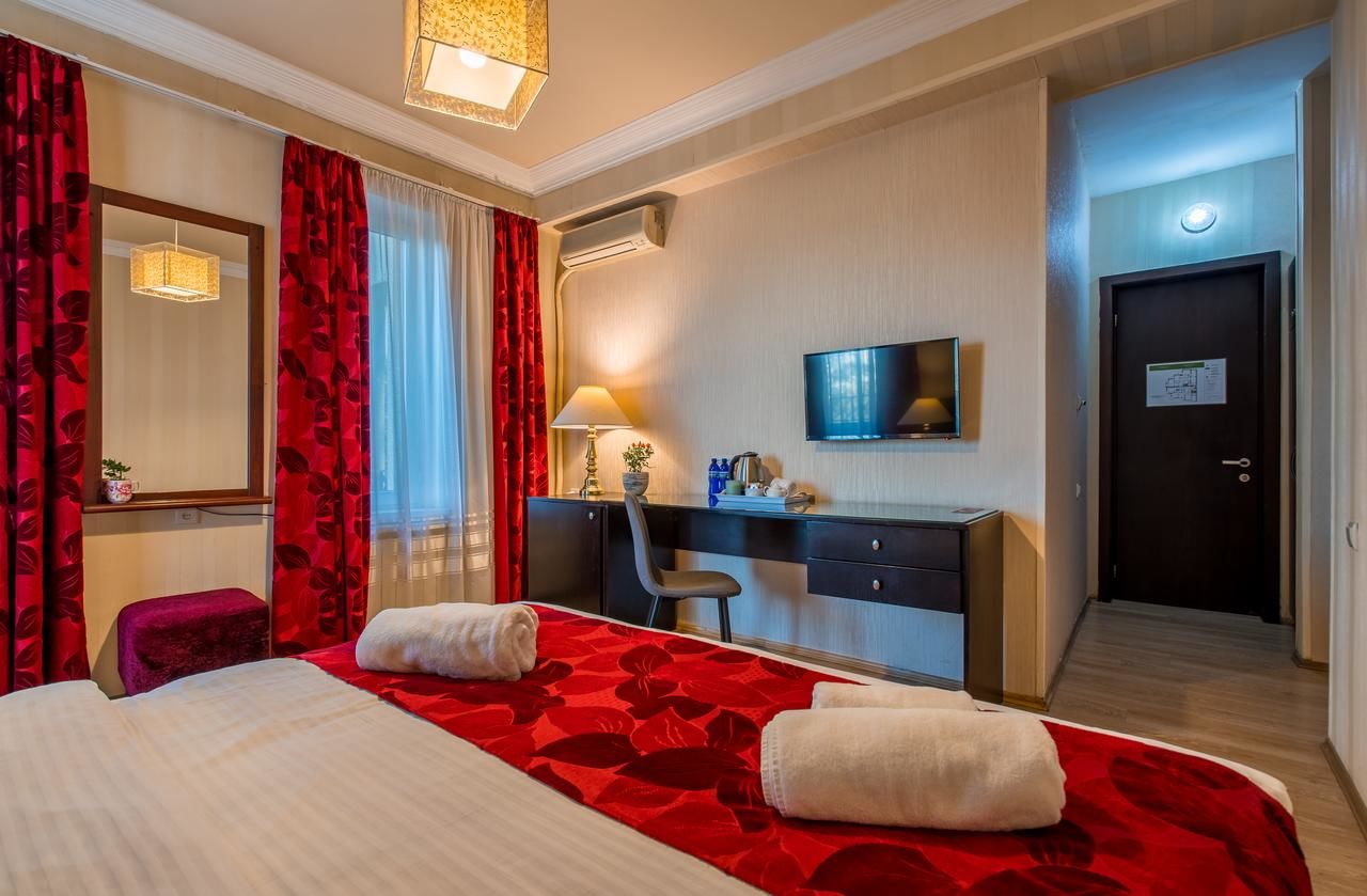 Отель Iliani Hotel Тбилиси