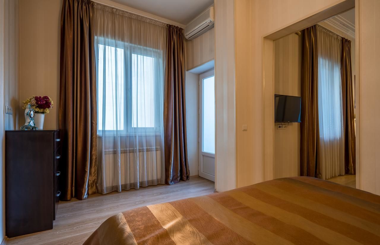 Отель Iliani Hotel Тбилиси-44