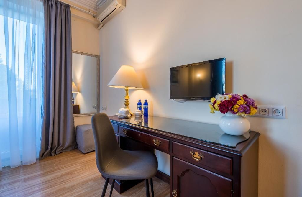 Отель Iliani Hotel Тбилиси-60