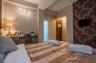 Отель Iliani Hotel Тбилиси Стандартный двухместный номер с 1 кроватью-6
