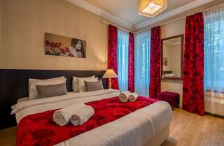 Отель Iliani Hotel Тбилиси Стандартный двухместный номер с 1 кроватью-15